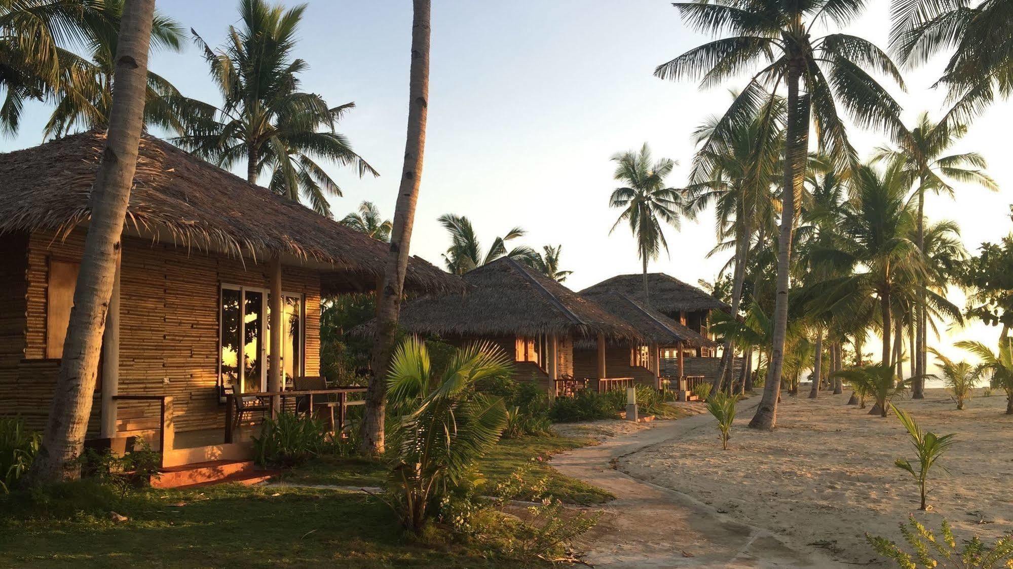 Kota Beach Resort Santa Fe  Eksteriør bilde